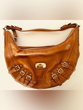 Michael Kors Classic Tan Leather Shoulder Bag - Contemporary Hobo Style